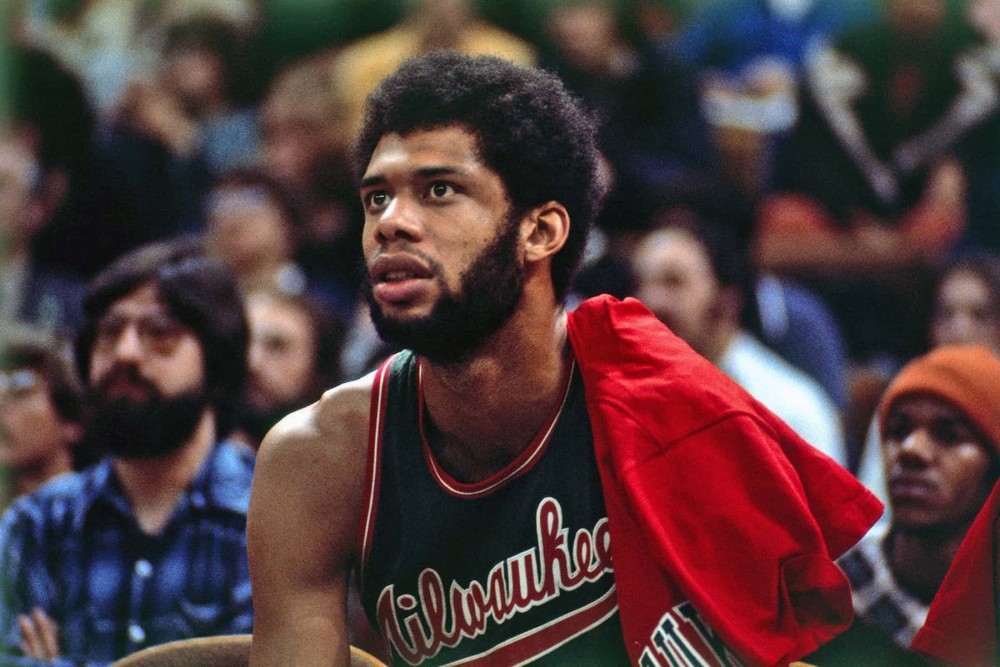 科比 NBA七个时代最佳阵容比拼：10年代第三，00年代强于90年代