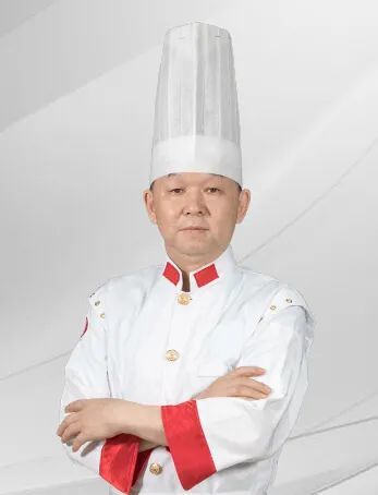 冯伟厨师图片