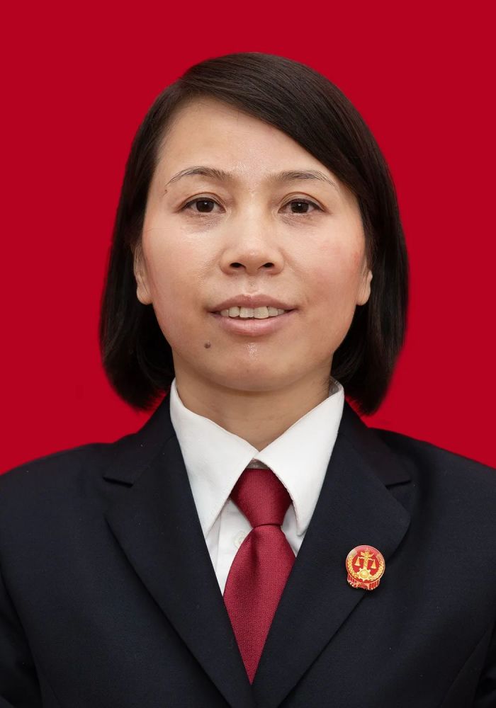 学习先进典型刘琴大脑里只闪出两个字拼了