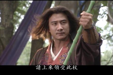 打狗棒已臻武学绝诣,为何洪七公乔峰不用它对战绝顶高手?