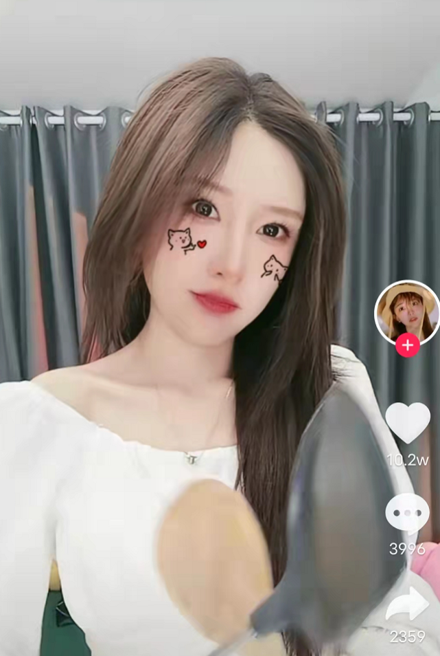 神似林志玲的林七七,即将cosplay海尔兄弟,粉丝直言非常期待