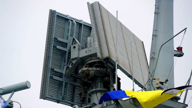 054a出口型用相控阵雷达,国内版却是顶板雷达,为什么要内外有别_腾讯