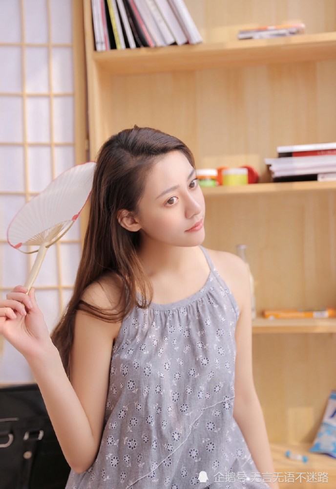 灵动俏皮邻家美少女_腾讯新闻