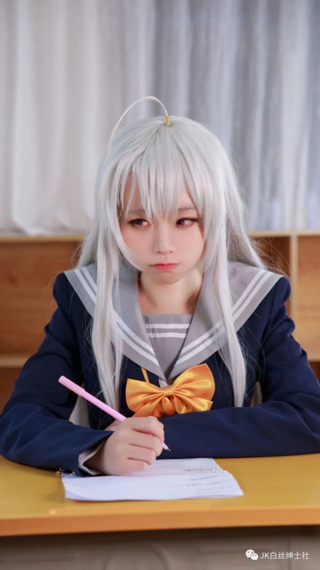 cos魔女的夜宴女主角绫地宁宁