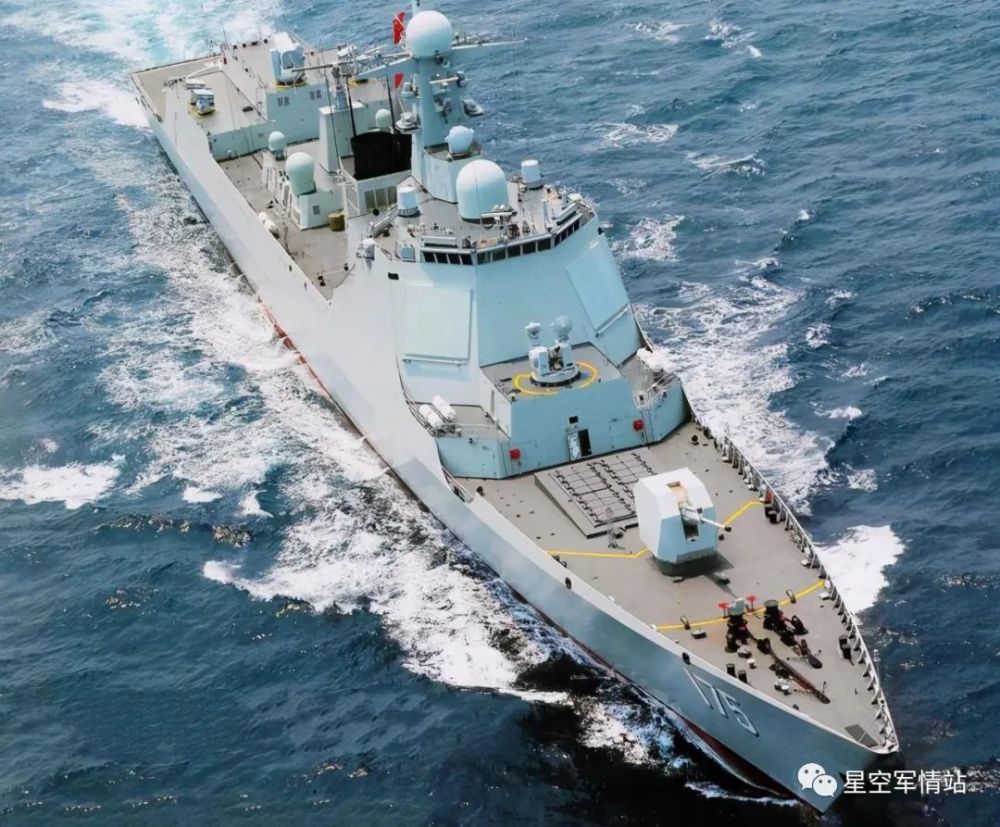 第二代驅逐艦發展序幕的,是1989年開工建造的052型哈爾濱艦(舷號112)