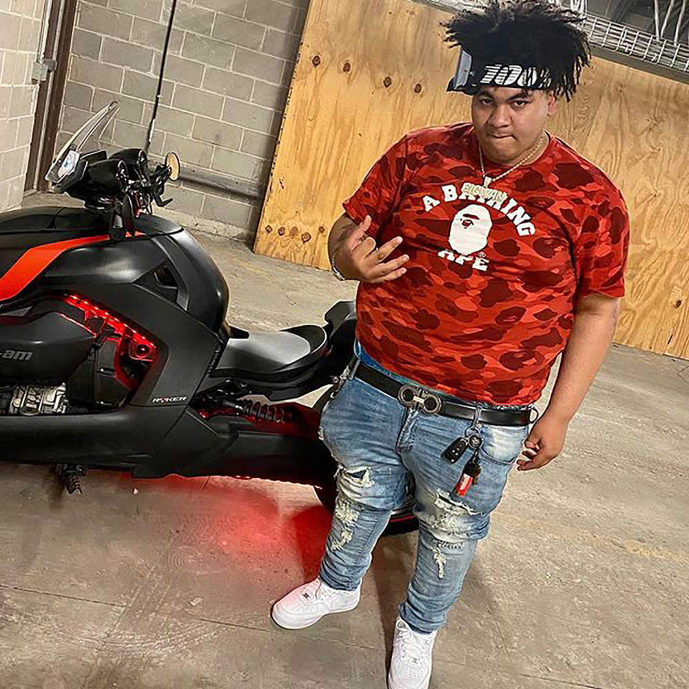 年仅19岁的美国说唱新星bigwan在家中遭遇枪击去世