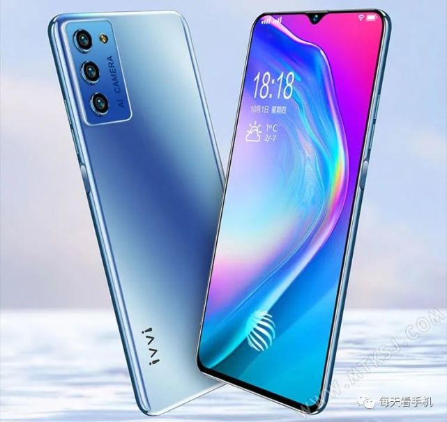 苏宁易购某猫旗舰店里,ivvi p40正式上架销售,它的32g,64g以及128g版