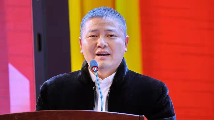 活动现场,佛坪县人民政府汪道军副县长对尚君集团·天成美墅置业和