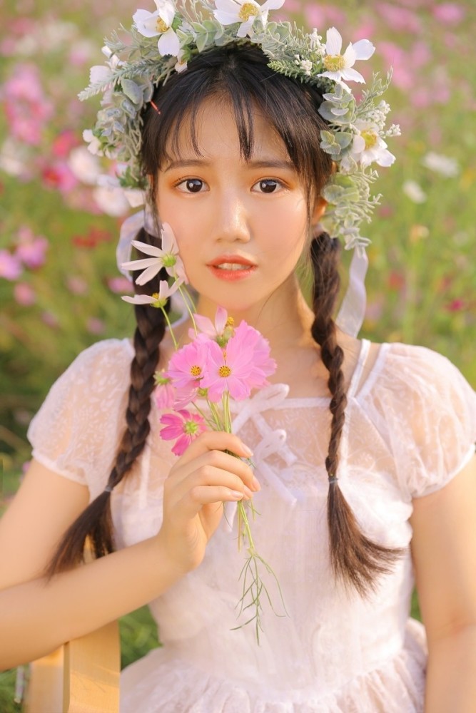 人像摄影花环少女