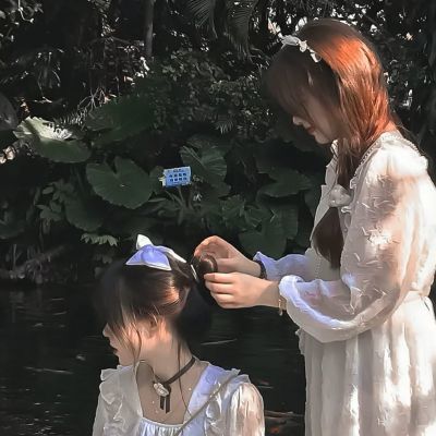 "闺蜜女头:我们是没有钻戒的爱情"