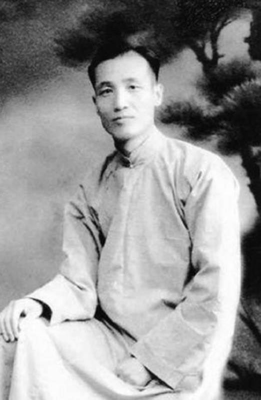 前国军少将阎又文死后葬八宝山,儿女有疑惑,93年才知:他是特工