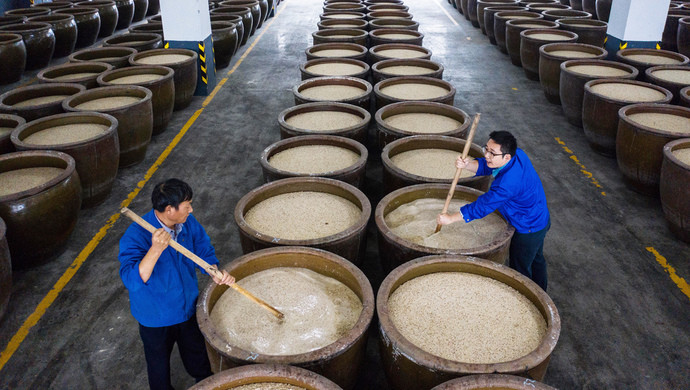 绍兴有染缸酱缸酒缸对应了柯桥古镇安昌古镇黄酒小镇