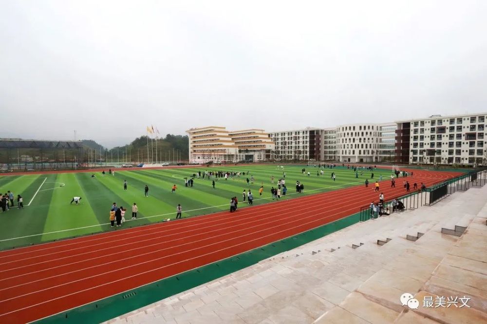 兴文这所新学校全面投入使用啦!