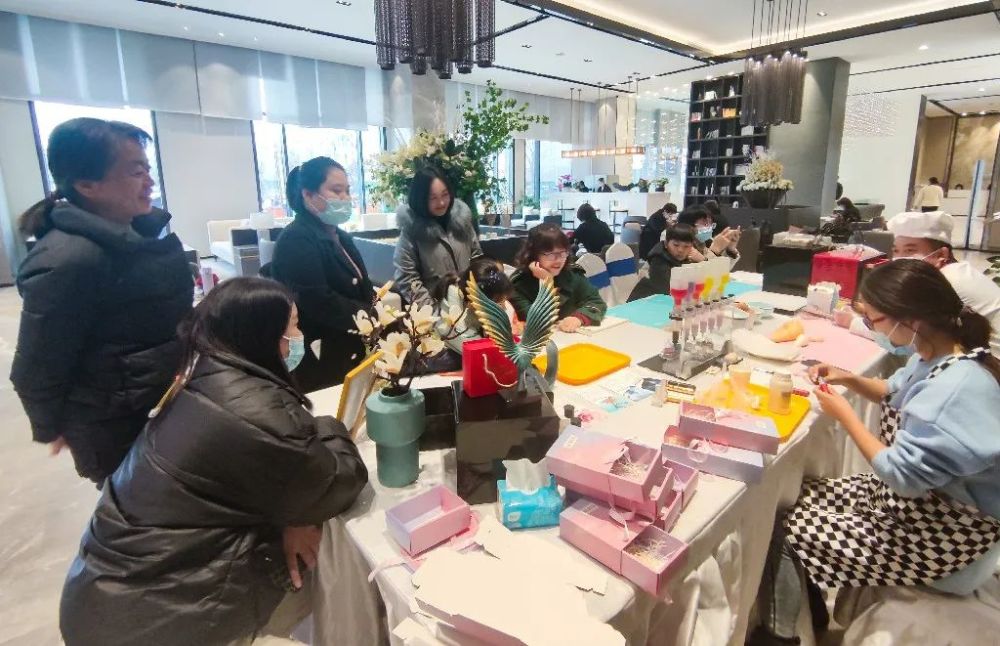 泡芙,香水diy,与你"甜"蜜"香"遇!