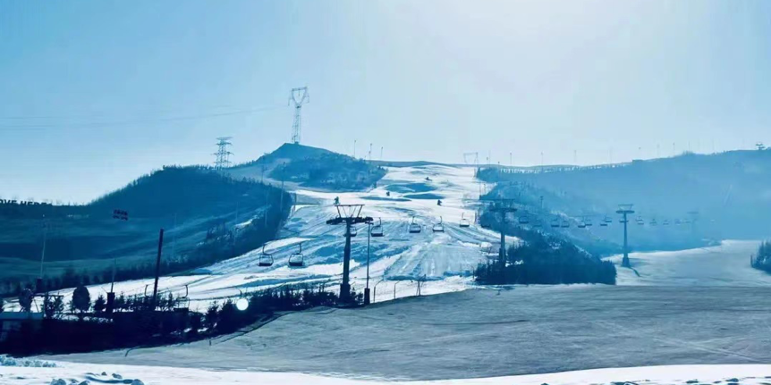 兰州龙山国际滑雪场图片