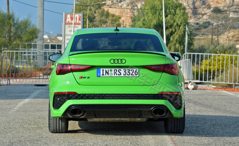 纯正德系"钢炮",新一代奥迪rs3实车,外观不再低调,配5缸动力