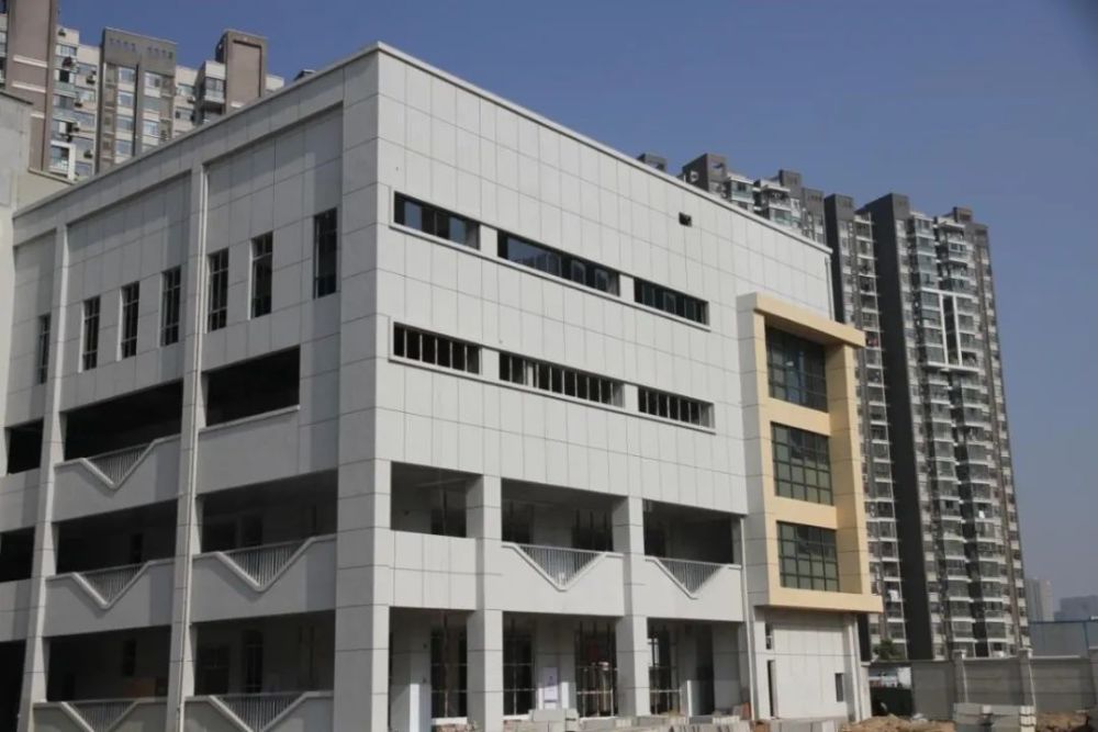 优化营商环境 洪山区园林路小学明年将投入使用_腾讯新闻