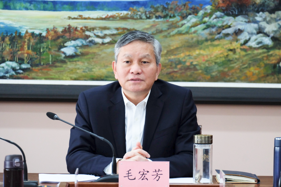 省教育厅领导班子成员于永明,郭丽华,陈峰,白红霞,孙恒,张其宏等作