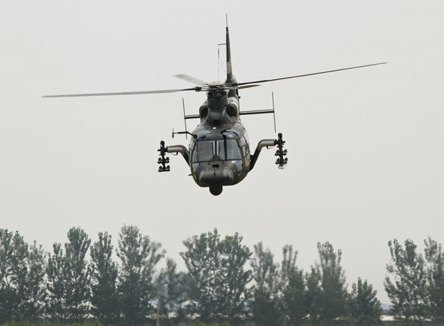 战斗的海豚法国as565黑豹多用途军用直升机