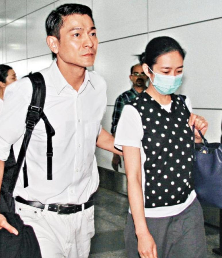 赖文慧:专为刘德华伴舞,41岁还未嫁人,甘愿只做舞台"天王嫂"插图11