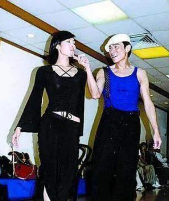 赖文慧:专为刘德华伴舞,41岁还未嫁人,甘愿只做舞台"天王嫂"插图19