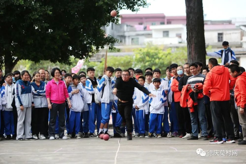 现场视频德庆莫村中学学生教职工运动会来了青春正当时追风是少年