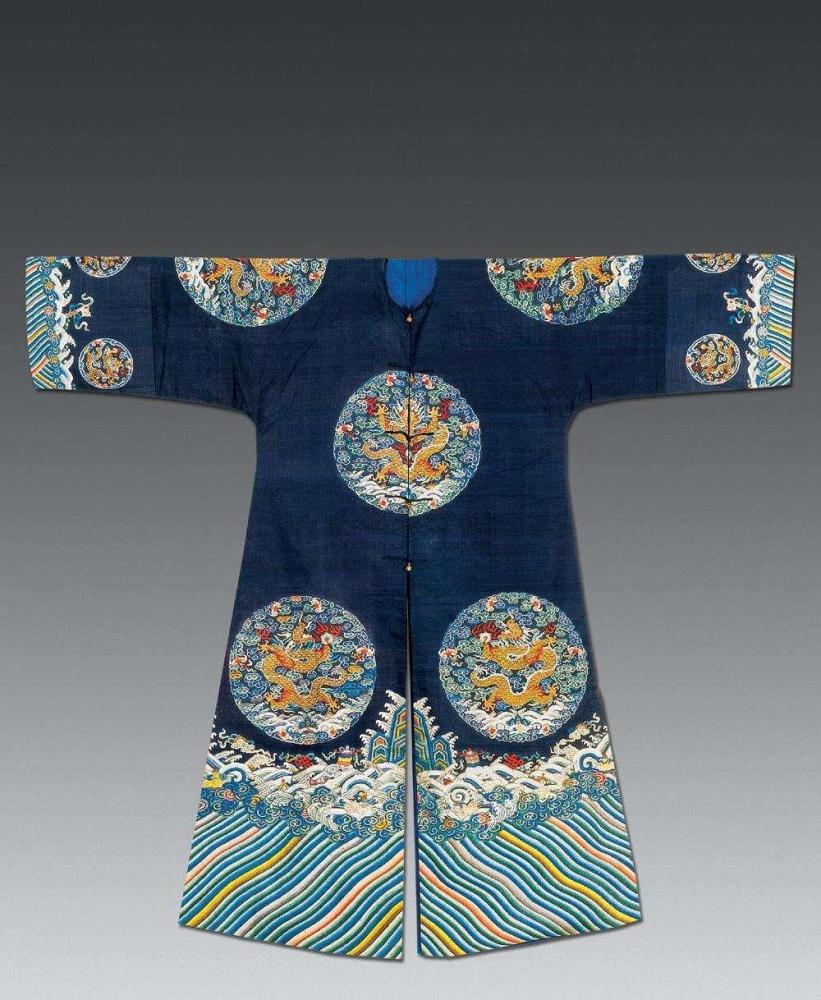 傅恒为什么能穿四团龙补服四团龙补服到底有什么讲究