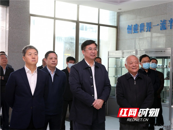 邹文辉:通过上市培优培强培大企业 为娄底高质量发展增添新动能