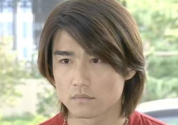 当年《粉红女郎》竟藏着这么多巨星,毫不起眼的她,如今火遍全网