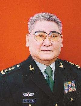 1988年恢復軍銜制後廣州軍區司令都有誰什麼軍銜誰最年輕