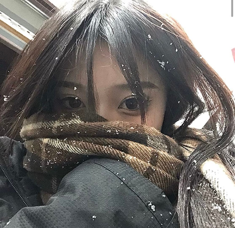 我是冰山我的爱不是ins风格女头优质女生头像