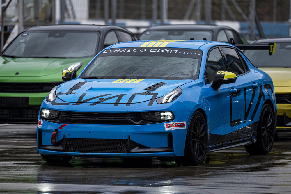 赛道体验领克03 赛车 这可能是我离wtcr最近的一次