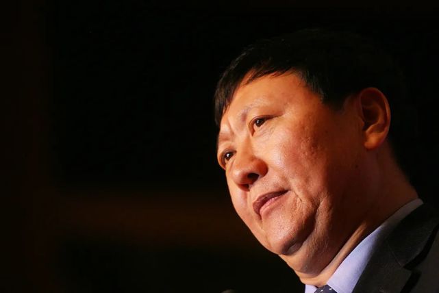 蒙牛深夜公告创始人牛根生彻底退出