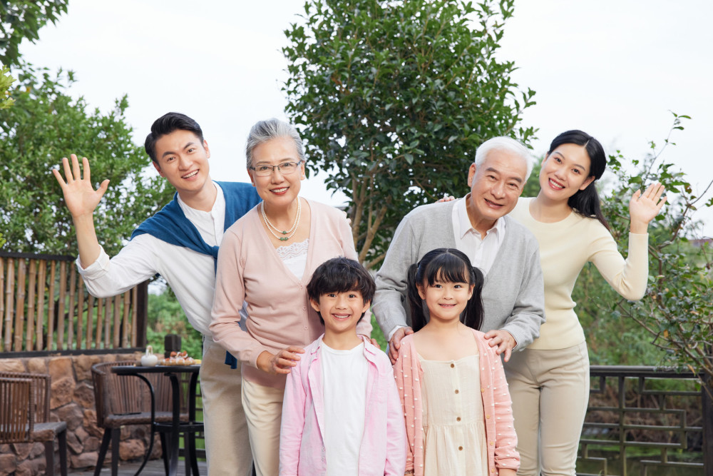 孩子长大之后,儿女想尽孝,父母也尽量不要和他们住在一起