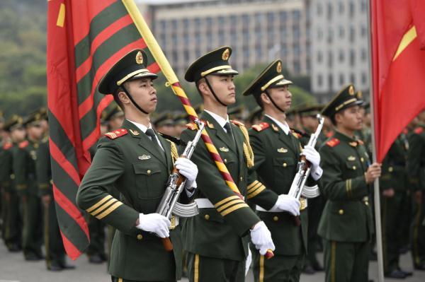 武警礼宾服装图片图片