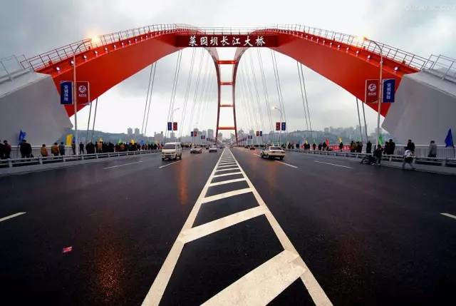 重庆的对称之美 你最pick哪种?