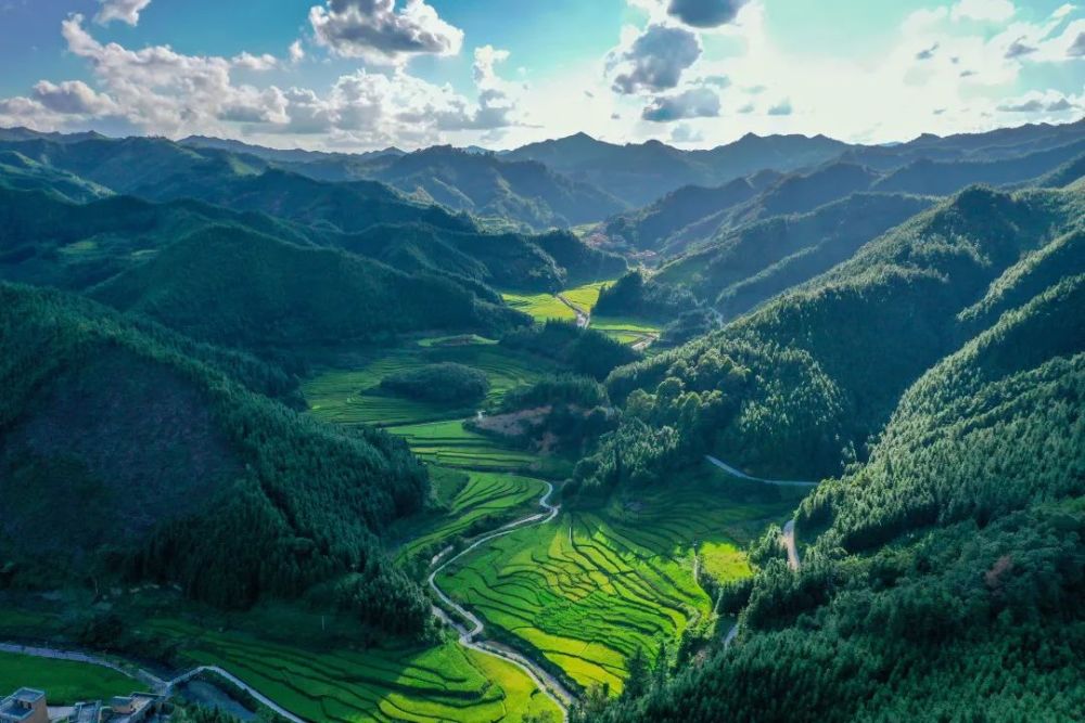 册亨县五年砥砺践初心风正帆满再起航