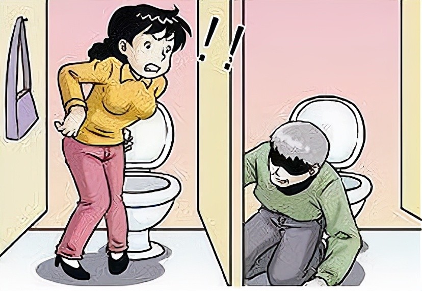 西安外国语男大学生厕所偷拍被抓，处理结果引争议：处分个寂寞