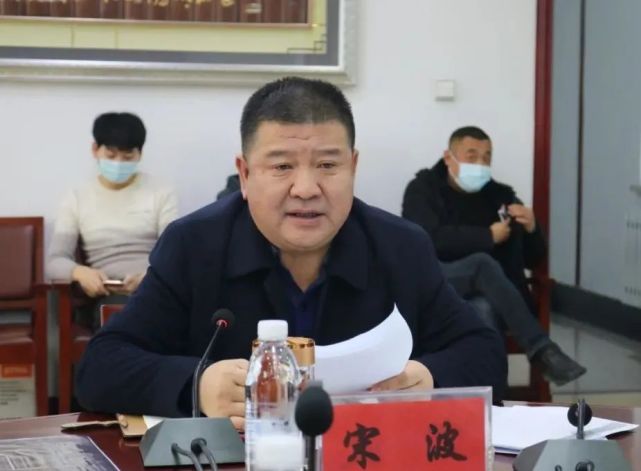 塔河县"准备之冬"暨"双寒"工作部署会议在县政府三楼会议室召开,县长