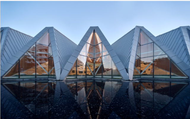 世界完全对称日,感受建筑对称之美