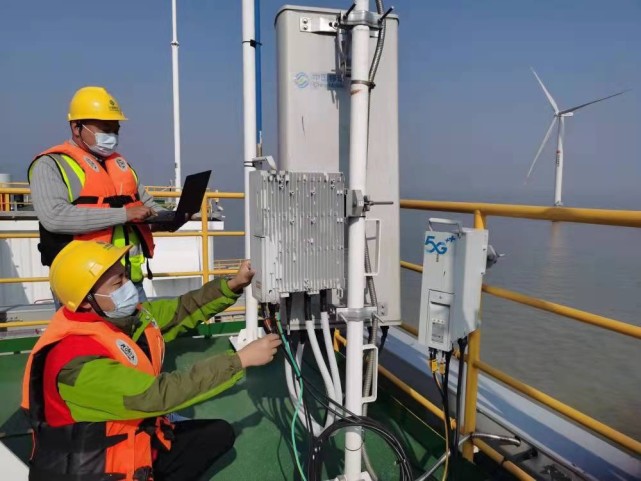 至此盐城沿海地区首批25个移动5g基站全部建成,对于许许多多海上作业