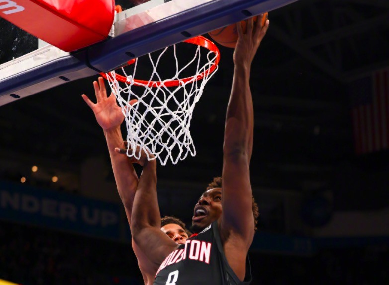 小波特 NBA-逆袭！3位落选秀轰64分，火箭又捡到宝，赛拉斯迎幸福烦恼