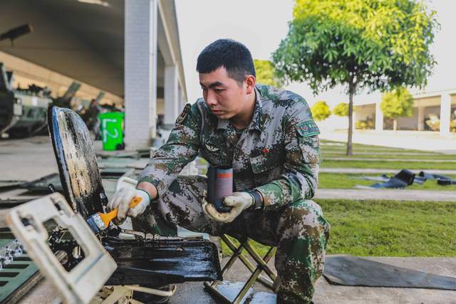 射手对车辆座椅维护保养此次装备换季保养共设组织计划,安全管理,宣传