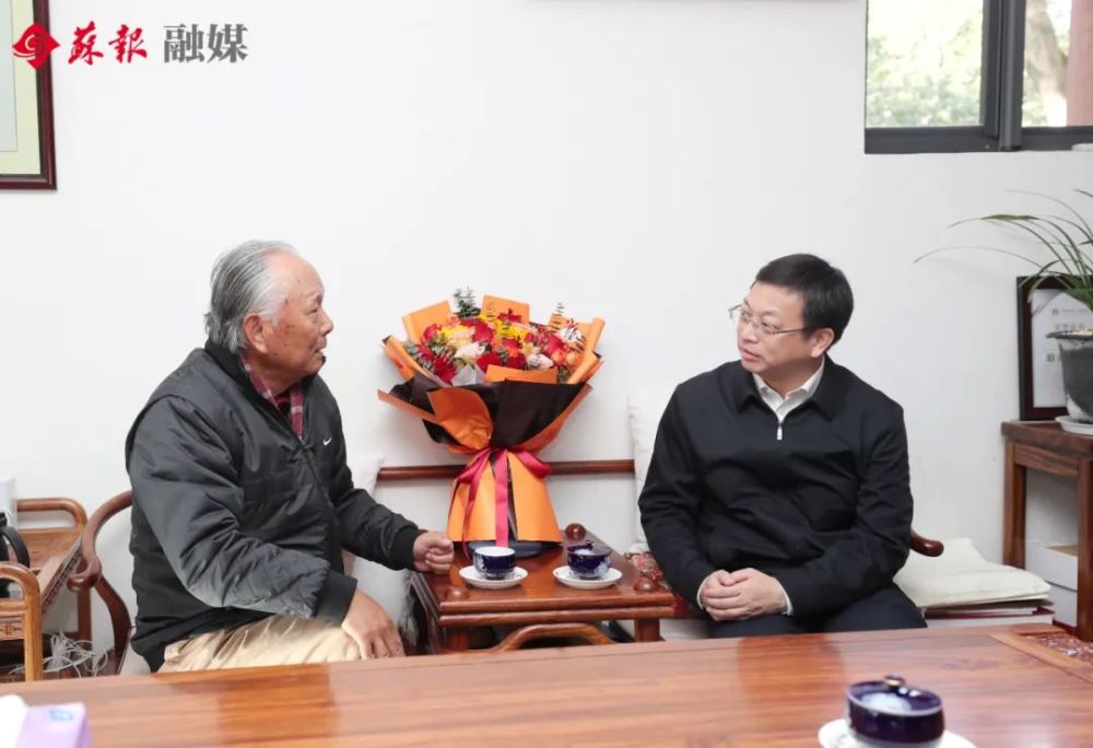 曹路宝走访慰问苏州市老领导杨晓堂蒋宏坤