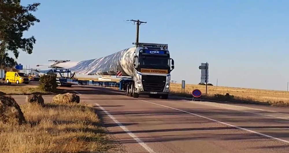 工业强国德国,是如何运输大件的?现场画面曝出,中国果然更强大