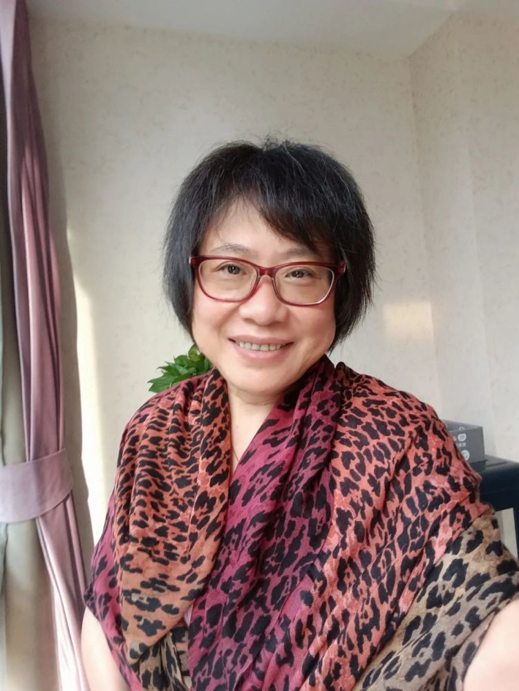 第六届上海国际诗歌节特刊诗选|荣荣:是回忆的声音