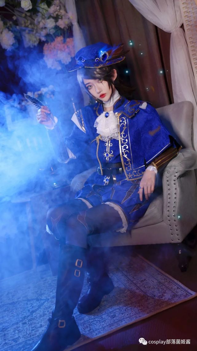 为世间的一切美好而作画|第五人格_动漫|cosplay|画家|艾格