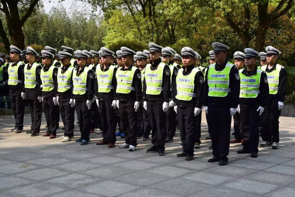 4种听起来是"铁饭碗"岗位,实则是临时工,外行人还蒙在鼓里