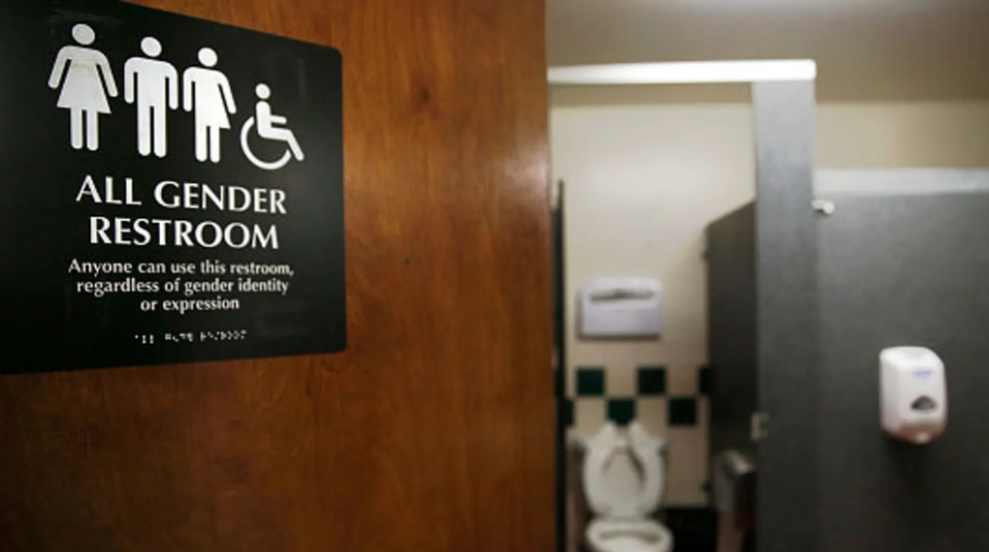 美国芝加哥公立学校取消分性别的男女厕所，转而