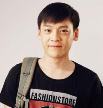 聪明又帅气的王紫逸相继出演了《日照重庆》,《美丽年华》,《消失的